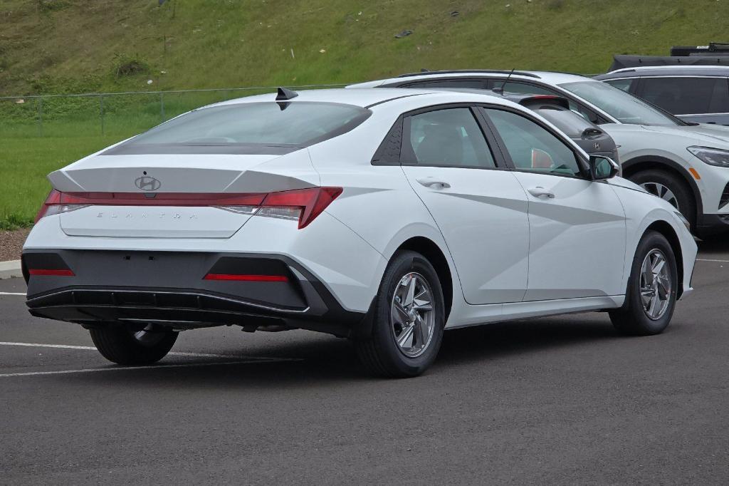 new 2025 Hyundai Elantra car, priced at $21,885