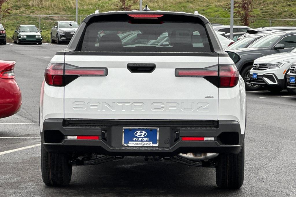 new 2025 Hyundai Santa Cruz car, priced at $33,005