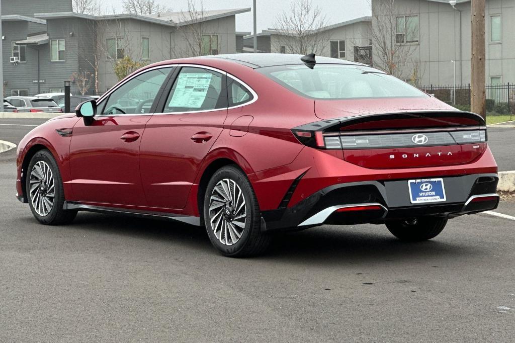 new 2025 Hyundai Sonata Hybrid car, priced at $38,560