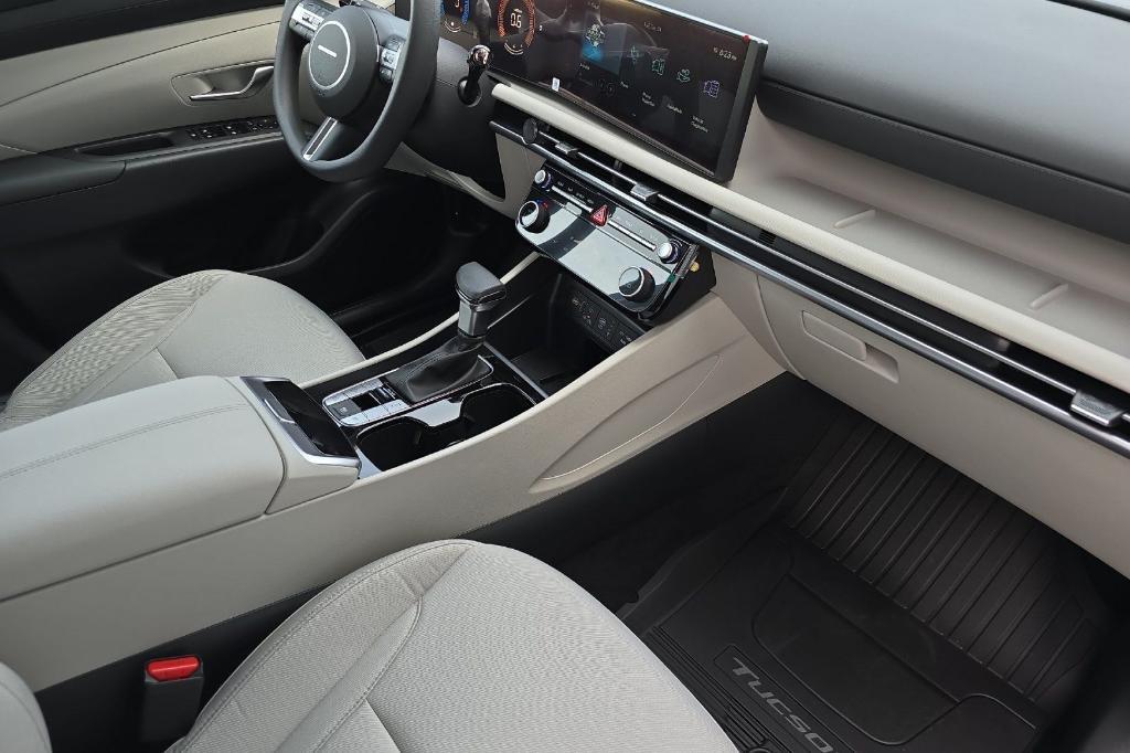 new 2025 Hyundai Tucson car, priced at $31,856