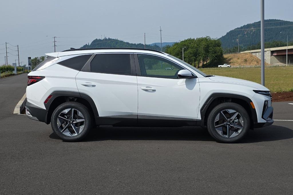 new 2025 Hyundai Tucson car, priced at $31,856