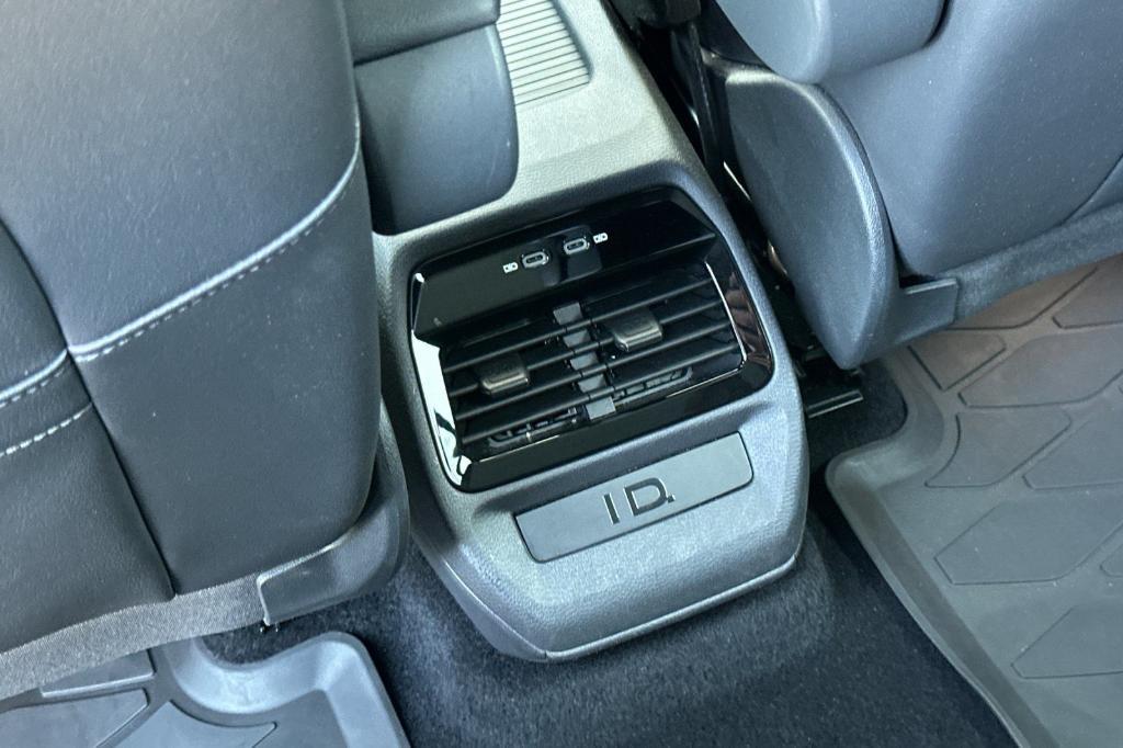 used 2022 Volkswagen ID.4 car, priced at $24,995