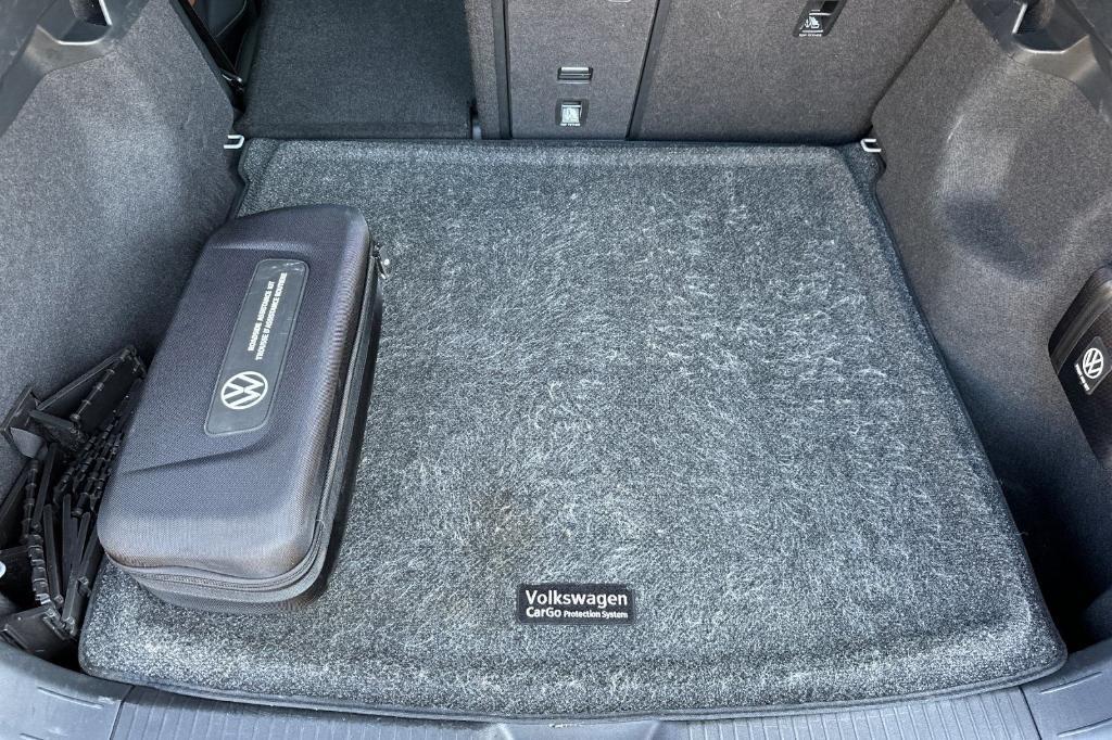 used 2022 Volkswagen ID.4 car, priced at $24,995