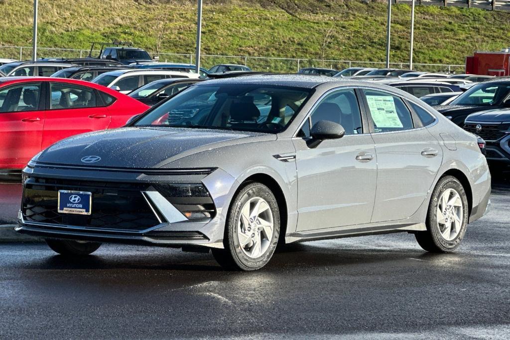 new 2025 Hyundai Sonata car, priced at $27,940