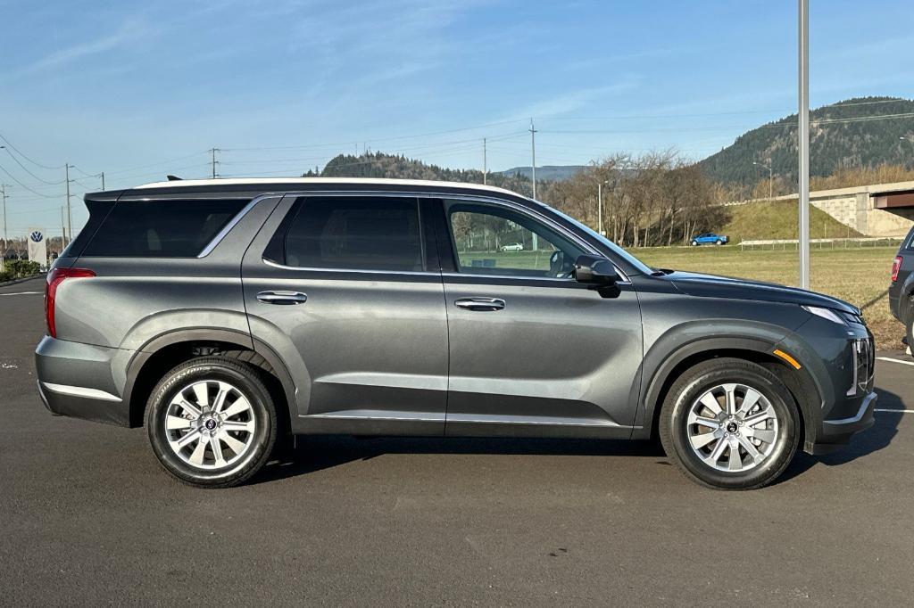 new 2025 Hyundai Palisade car, priced at $42,255