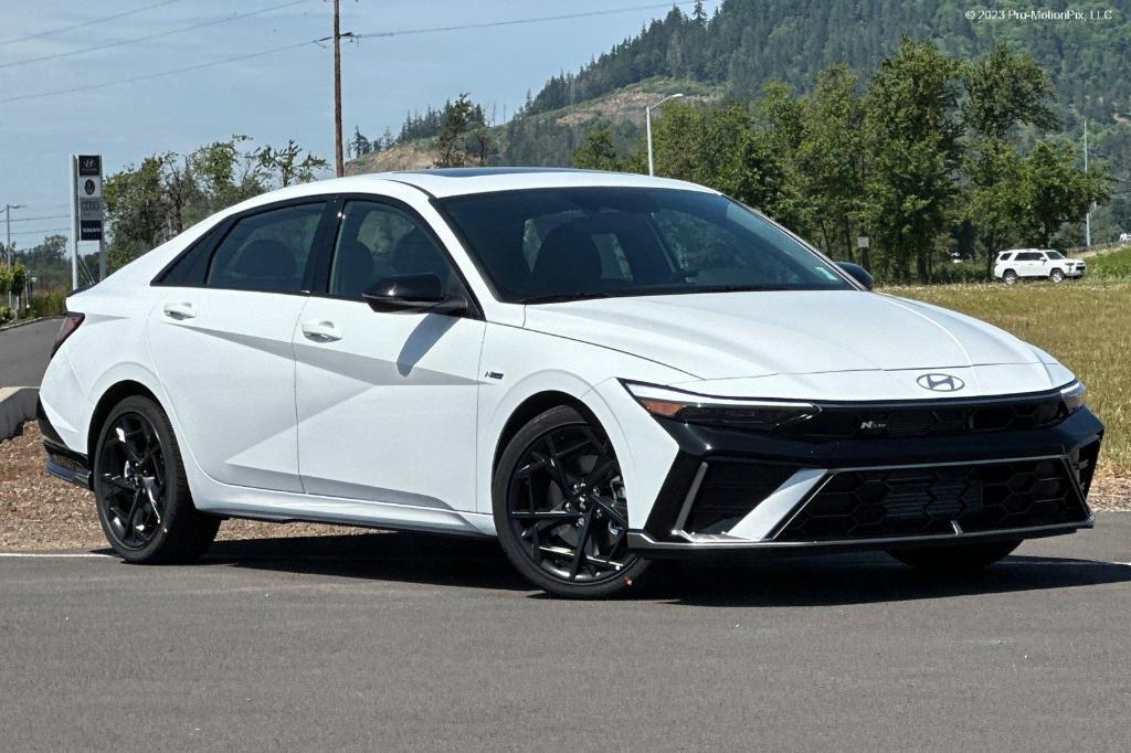 new 2025 Hyundai Elantra car, priced at $28,572