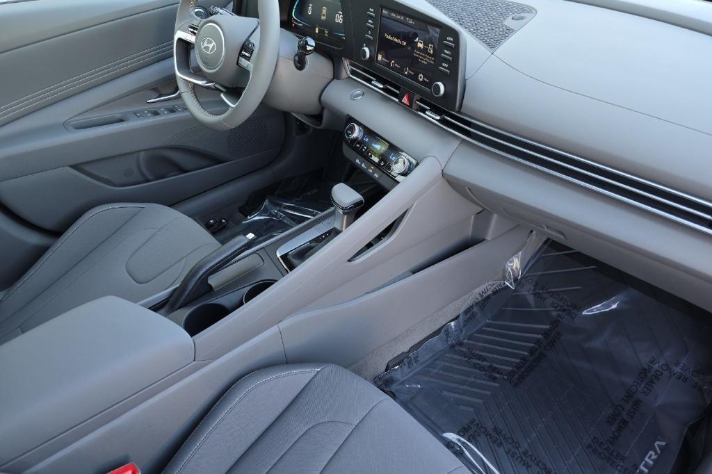 new 2025 Hyundai Elantra car, priced at $23,111