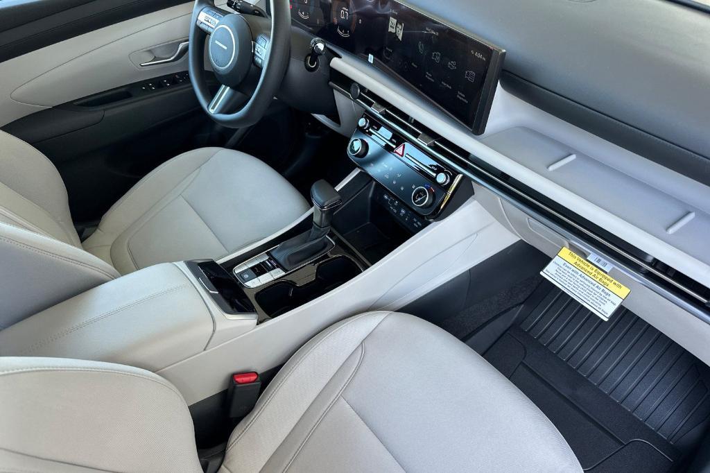 new 2025 Hyundai Tucson car, priced at $31,910