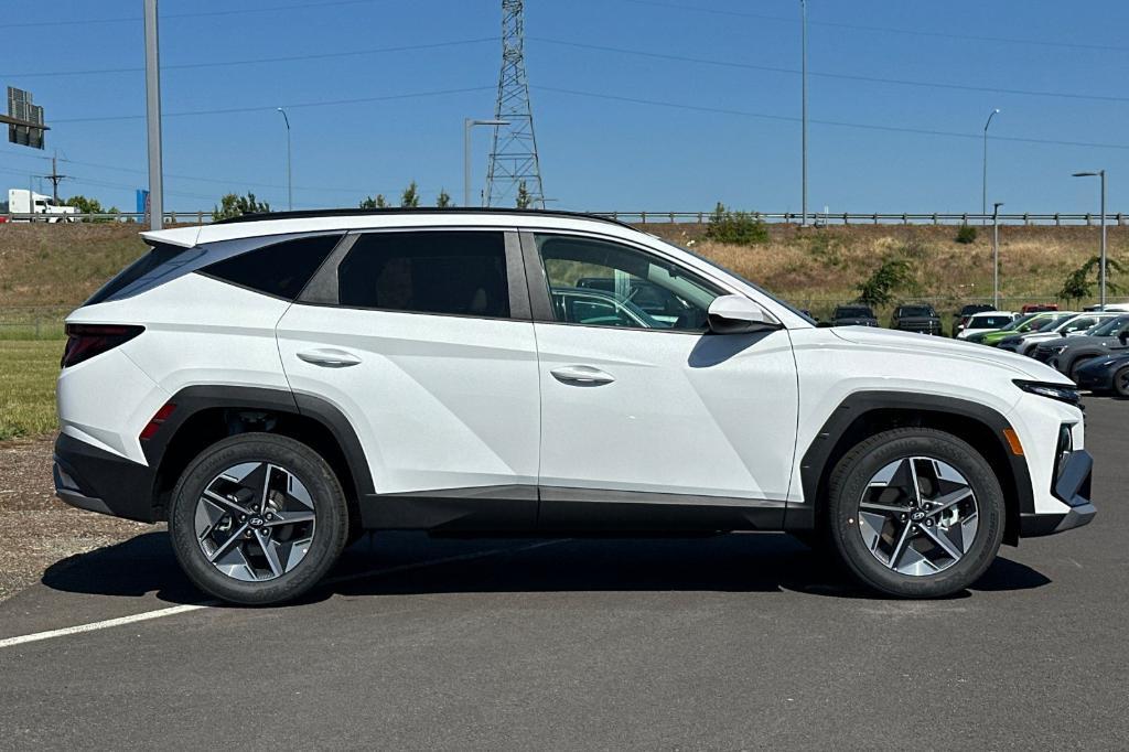 new 2025 Hyundai Tucson car, priced at $31,910