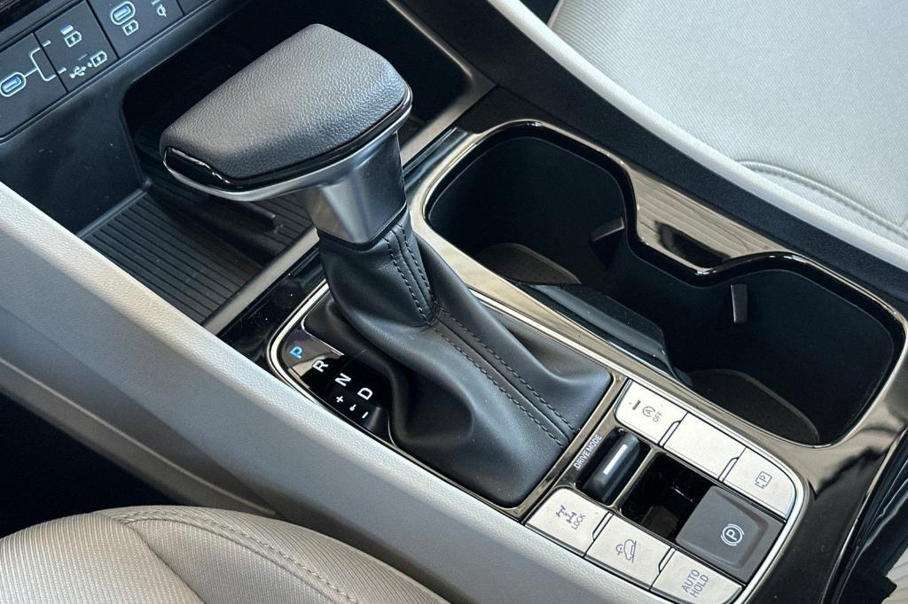 new 2025 Hyundai Tucson car, priced at $31,910
