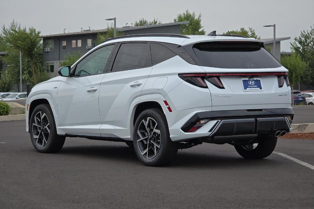 new 2025 Hyundai TUCSON Hybrid car, priced at $34,210