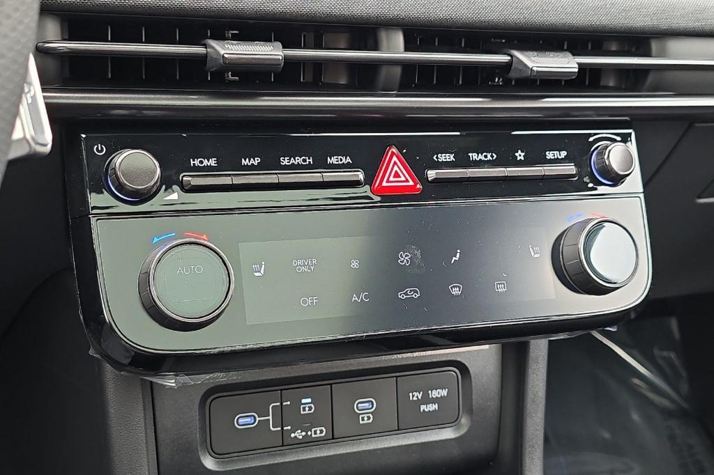 new 2025 Hyundai TUCSON Hybrid car, priced at $34,210