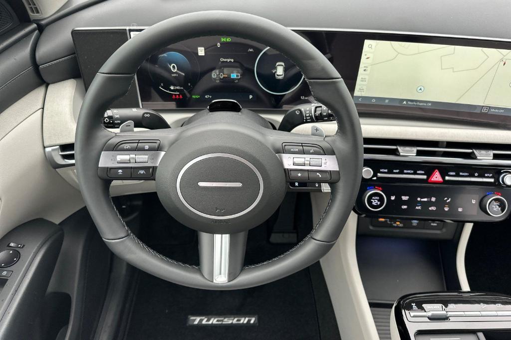 new 2025 Hyundai TUCSON Hybrid car, priced at $37,065