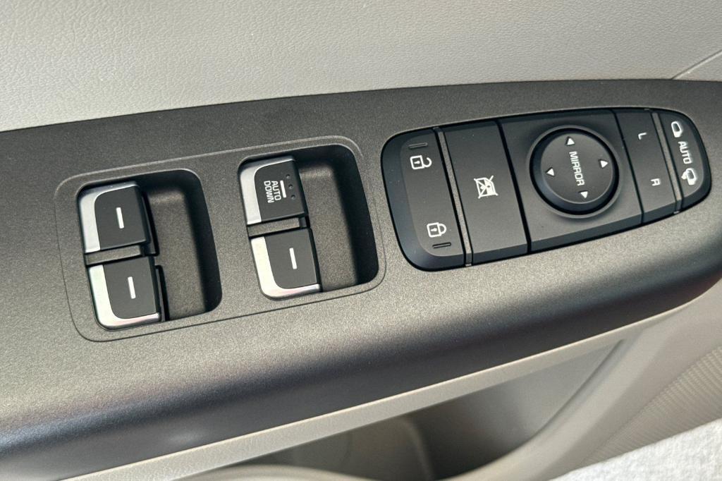 used 2022 Kia Sportage car, priced at $18,995