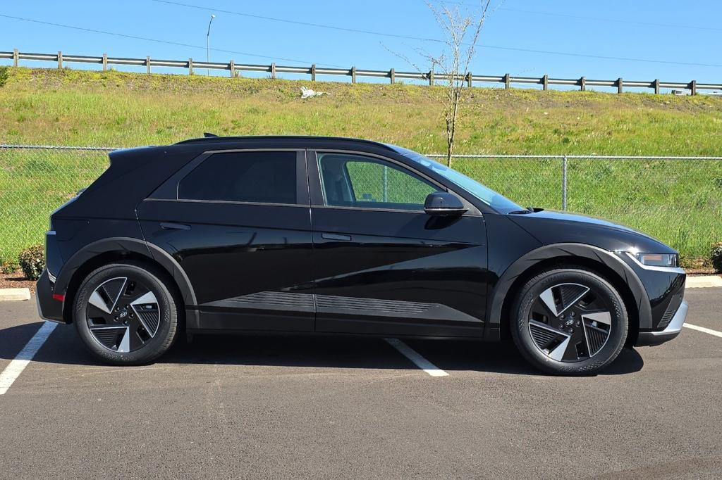 new 2025 Hyundai IONIQ 5 car