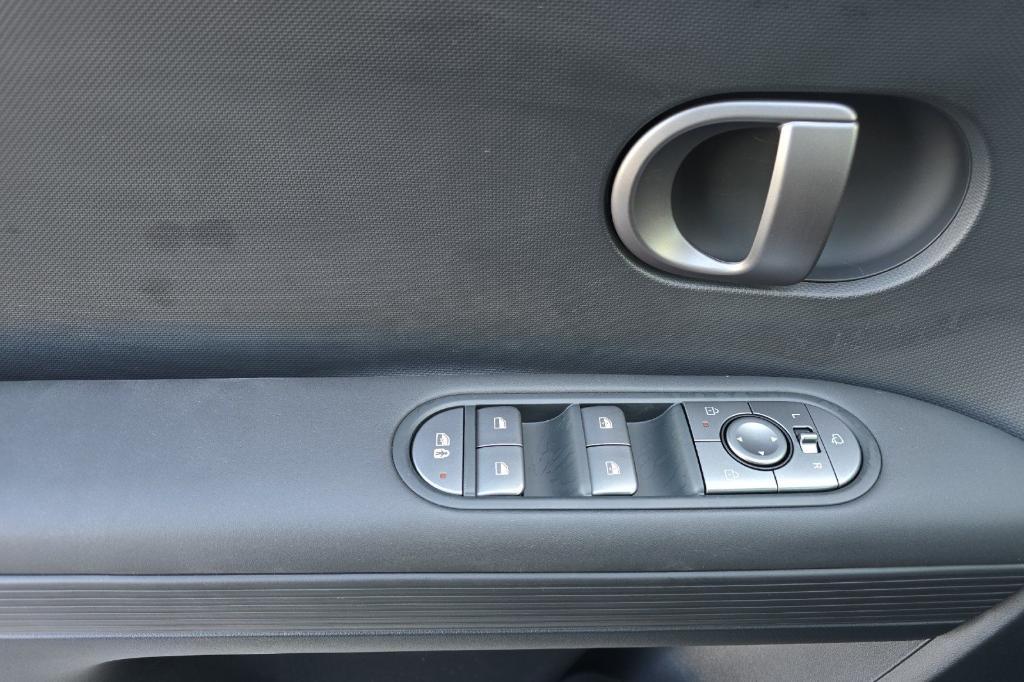 new 2025 Hyundai IONIQ 5 car