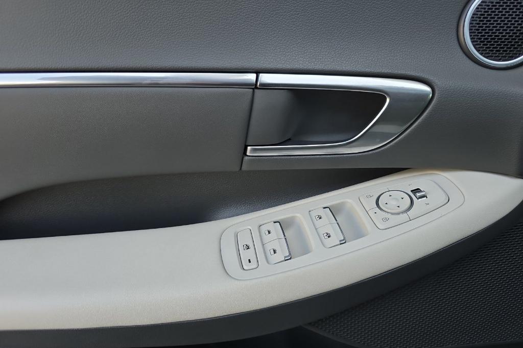 used 2023 Hyundai Sonata car, priced at $22,988