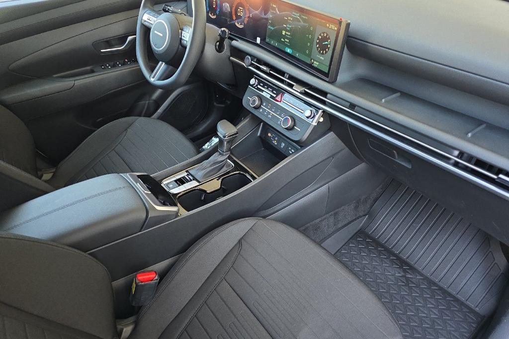 new 2025 Hyundai SANTA CRUZ car, priced at $28,250