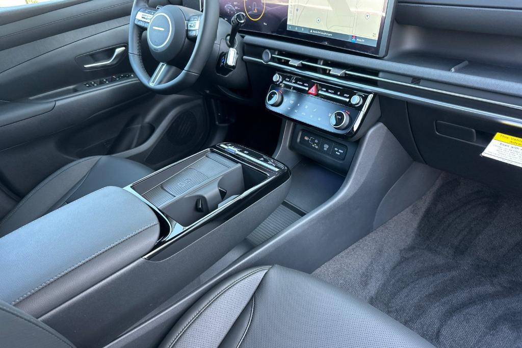 new 2025 Hyundai TUCSON Hybrid car, priced at $37,190