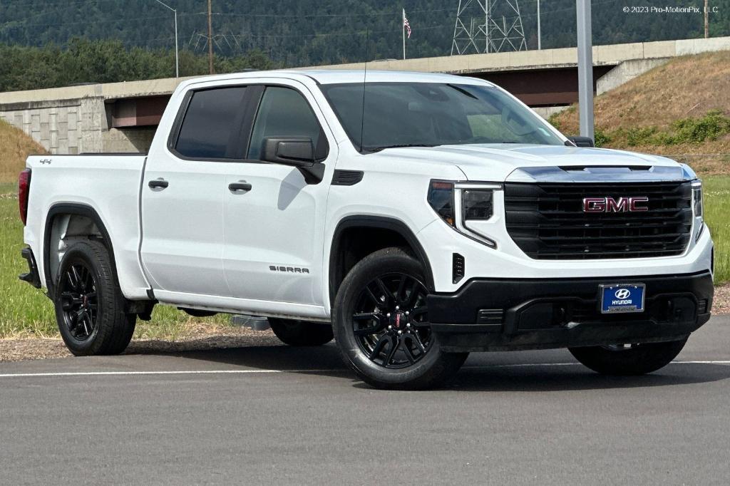 used 2022 GMC Sierra 1500 car, priced at $33,988