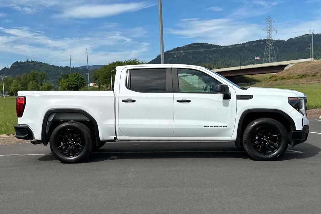 used 2022 GMC Sierra 1500 car, priced at $33,988