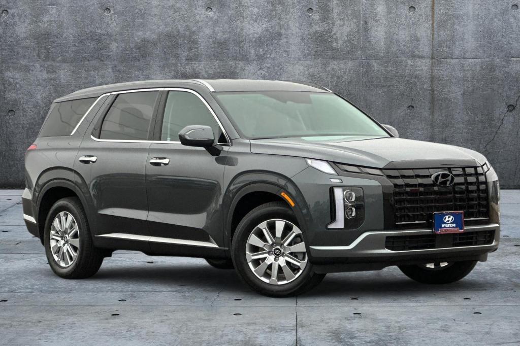 new 2025 Hyundai Palisade car, priced at $43,175