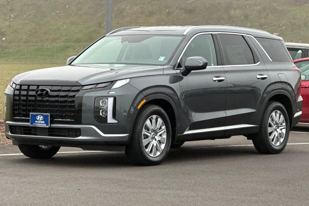 new 2025 Hyundai Palisade car, priced at $43,175