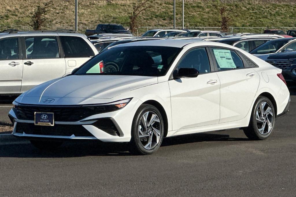 new 2025 Hyundai Elantra car, priced at $24,180