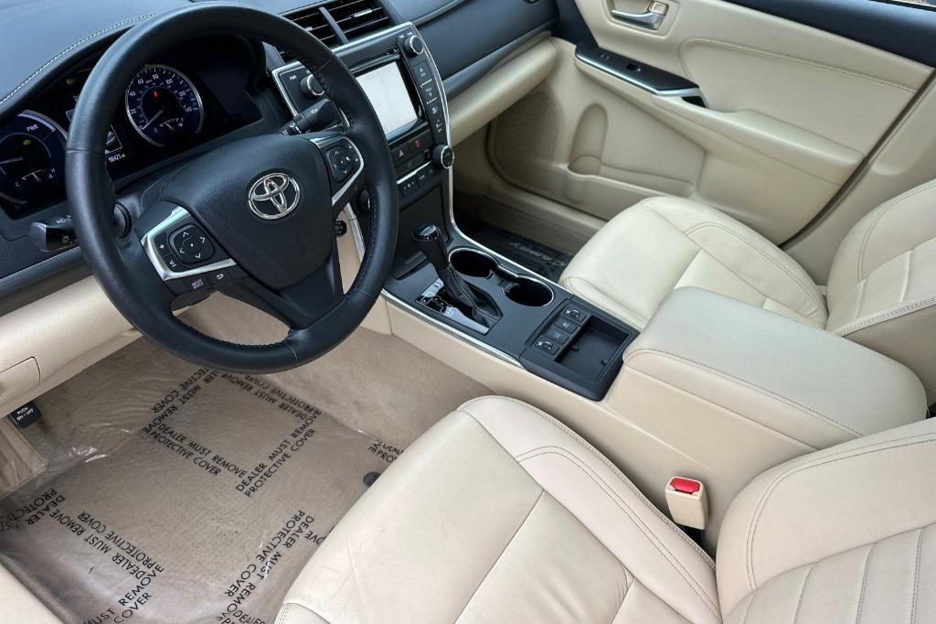 used 2015 Toyota Camry Hybrid car, priced at $15,988