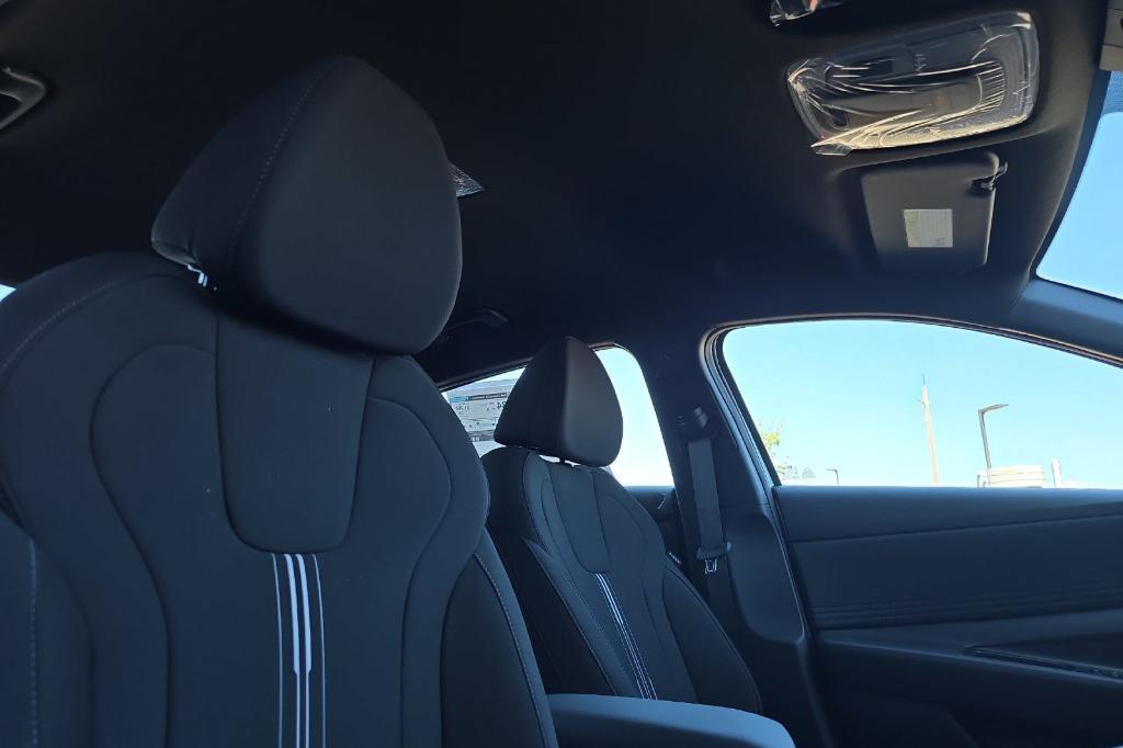 new 2025 Hyundai Elantra car, priced at $23,606