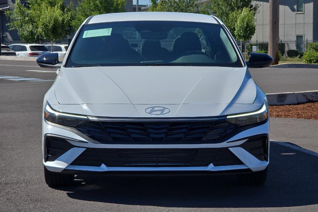 new 2025 Hyundai Elantra car, priced at $23,606