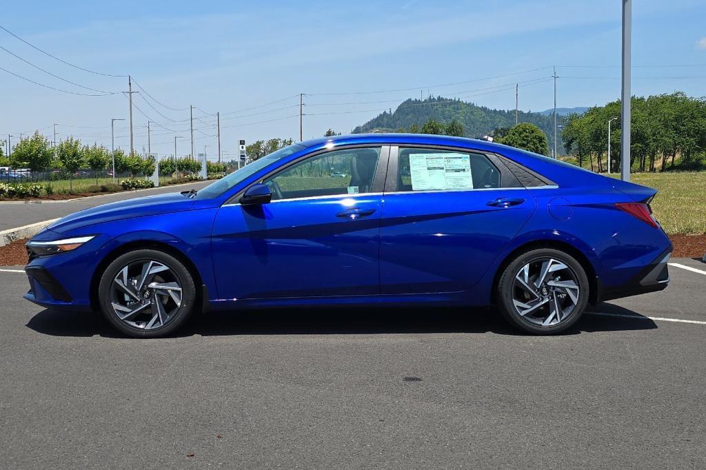 new 2025 Hyundai ELANTRA HEV car, priced at $28,560