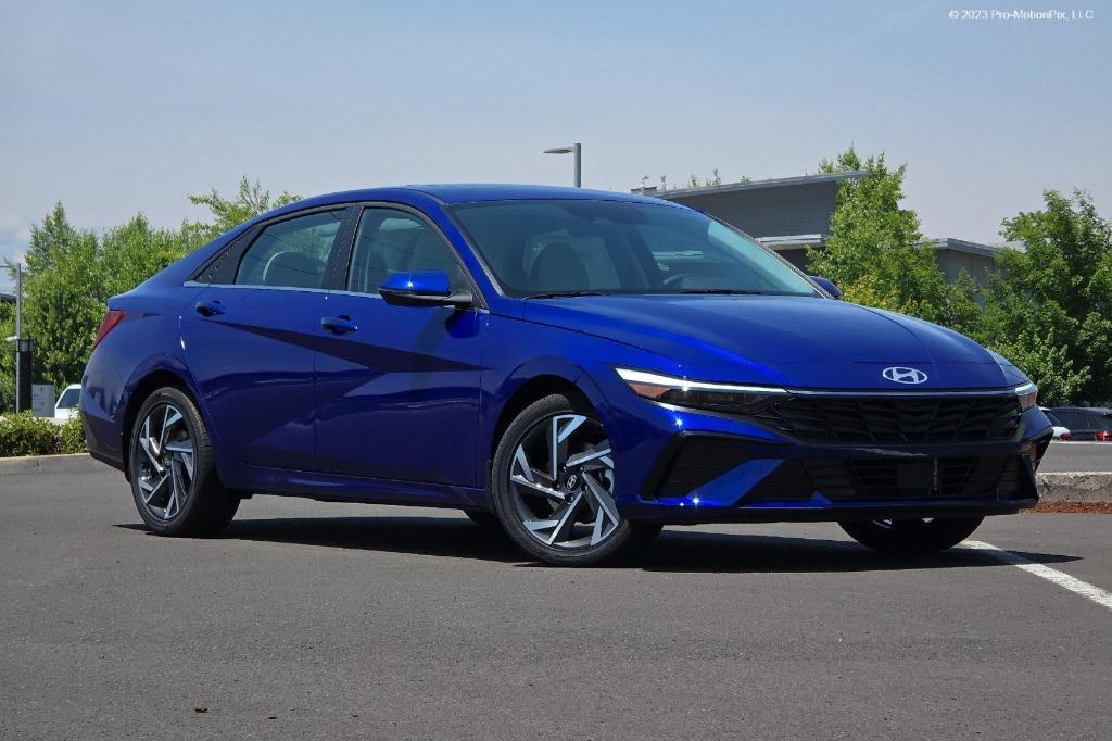 new 2025 Hyundai ELANTRA HEV car, priced at $28,560