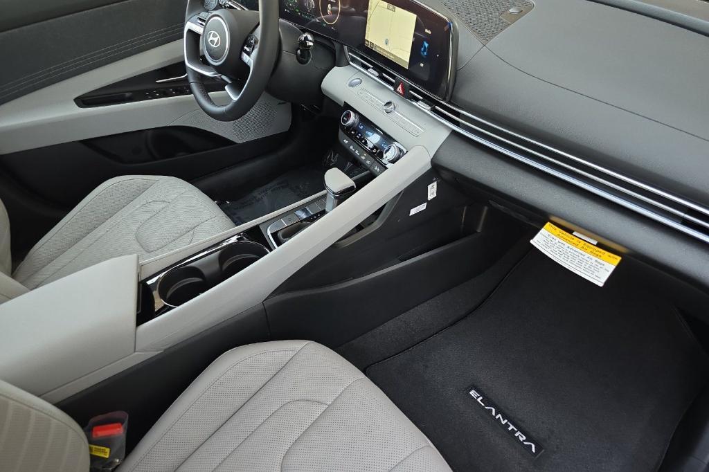 new 2025 Hyundai ELANTRA HEV car, priced at $28,560