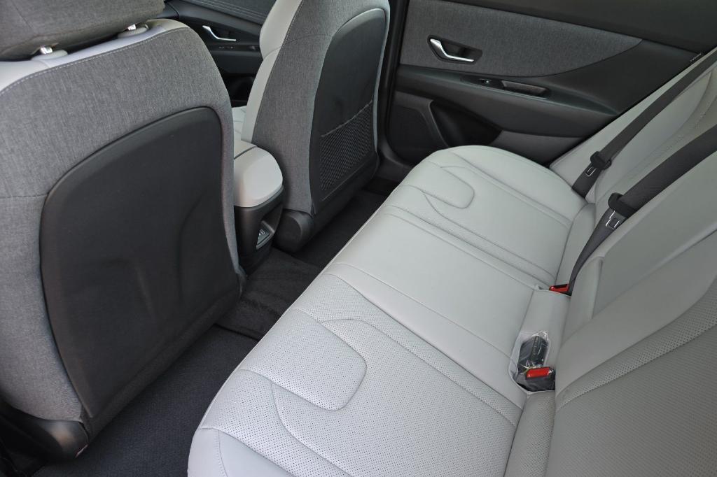 new 2025 Hyundai ELANTRA HEV car, priced at $28,560