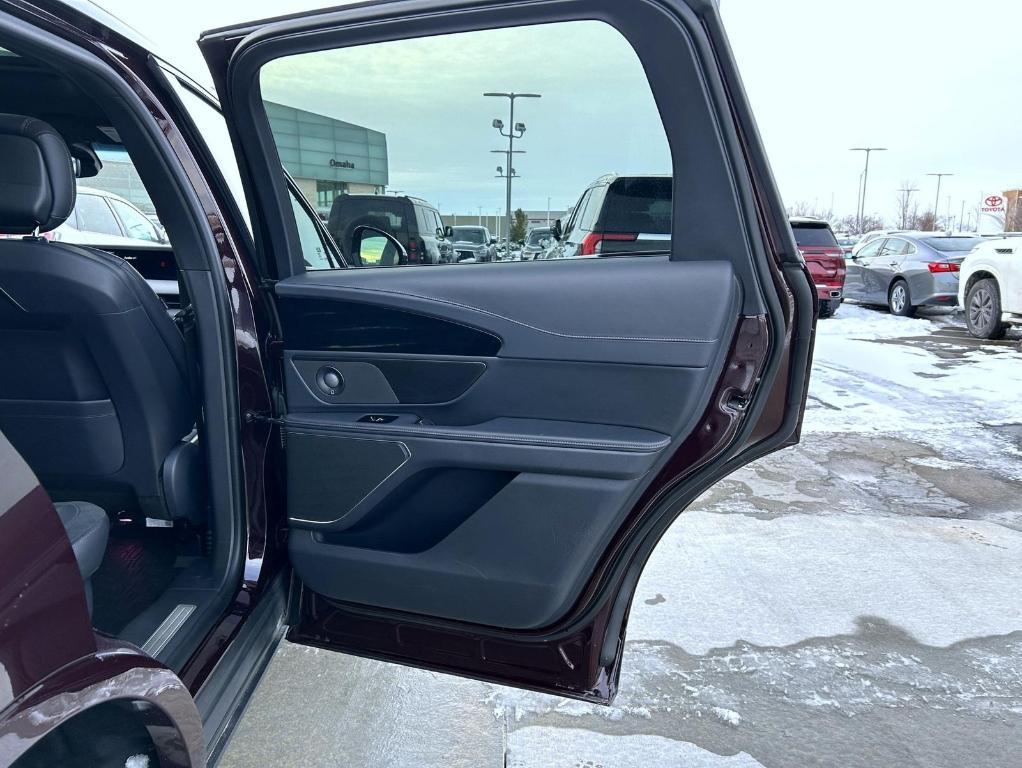 used 2024 Lincoln Nautilus car, priced at $52,999