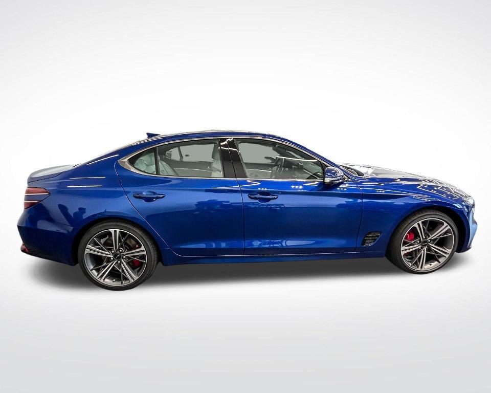 new 2025 Genesis G70 car, priced at $59,055