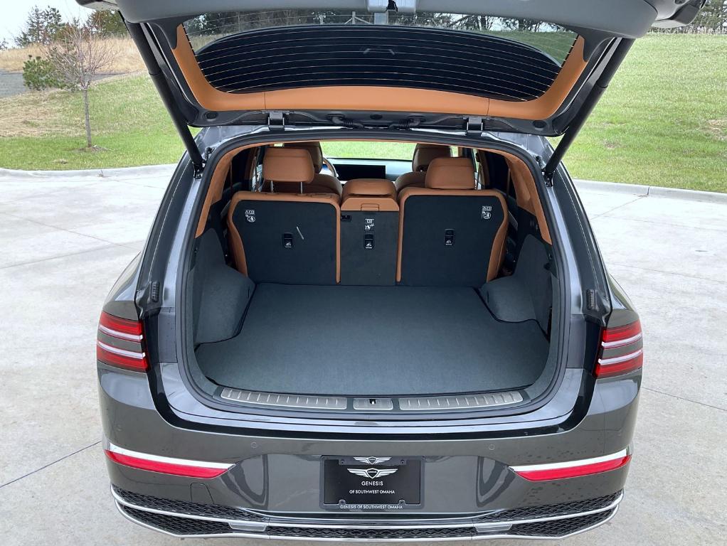 new 2025 Genesis GV80 car, priced at $82,665