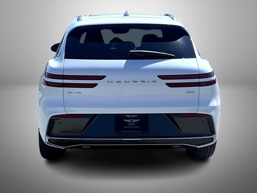 new 2026 Genesis GV70 car