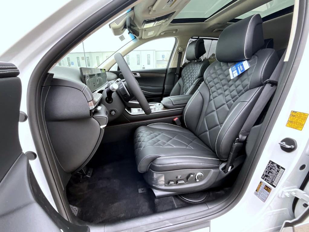 new 2025 Genesis GV80 car, priced at $82,635