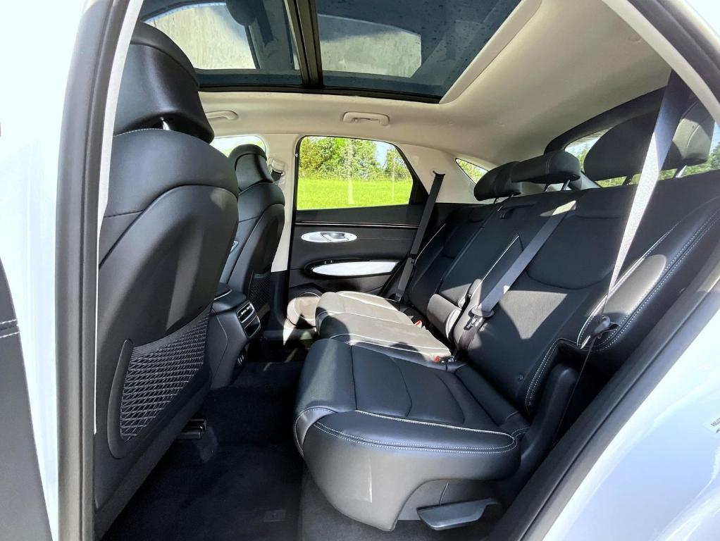 new 2026 Genesis GV70 car
