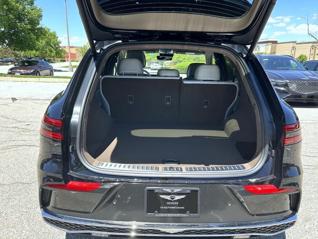 new 2026 Genesis GV70 car