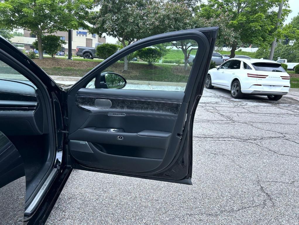 used 2024 Genesis G90 car, priced at $78,999