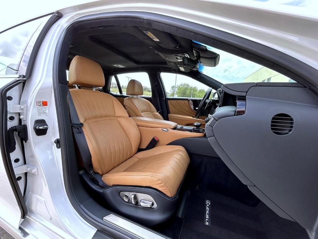 used 2022 Lexus LS 500 car, priced at $59,999