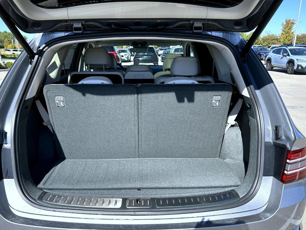 new 2026 Genesis GV80 car, priced at $70,935