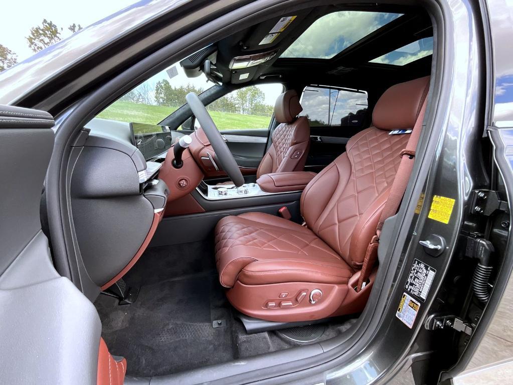 new 2025 Genesis GV80 car, priced at $82,720