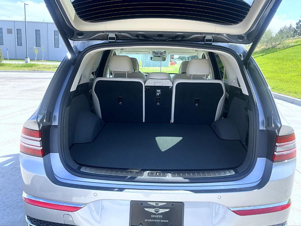 new 2025 Genesis GV80 car, priced at $69,035