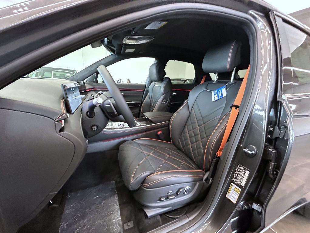 new 2026 Genesis GV70 car