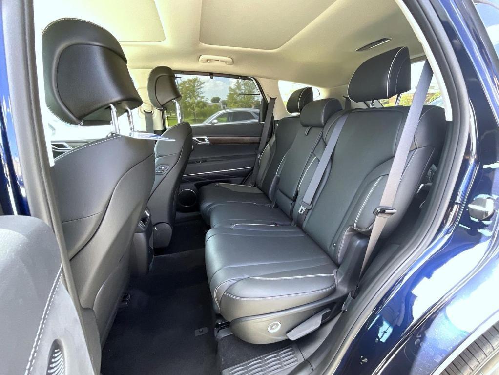 new 2025 Genesis GV80 car, priced at $75,450