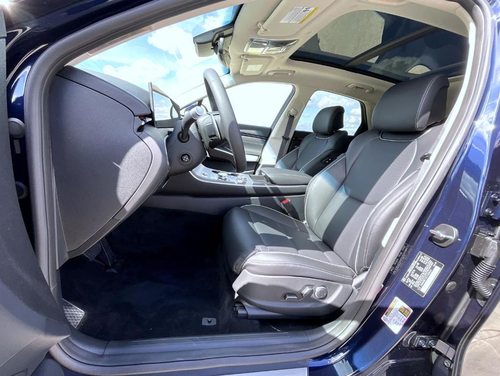 new 2026 Genesis GV70 car